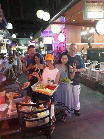 Down Under Bar & Grill